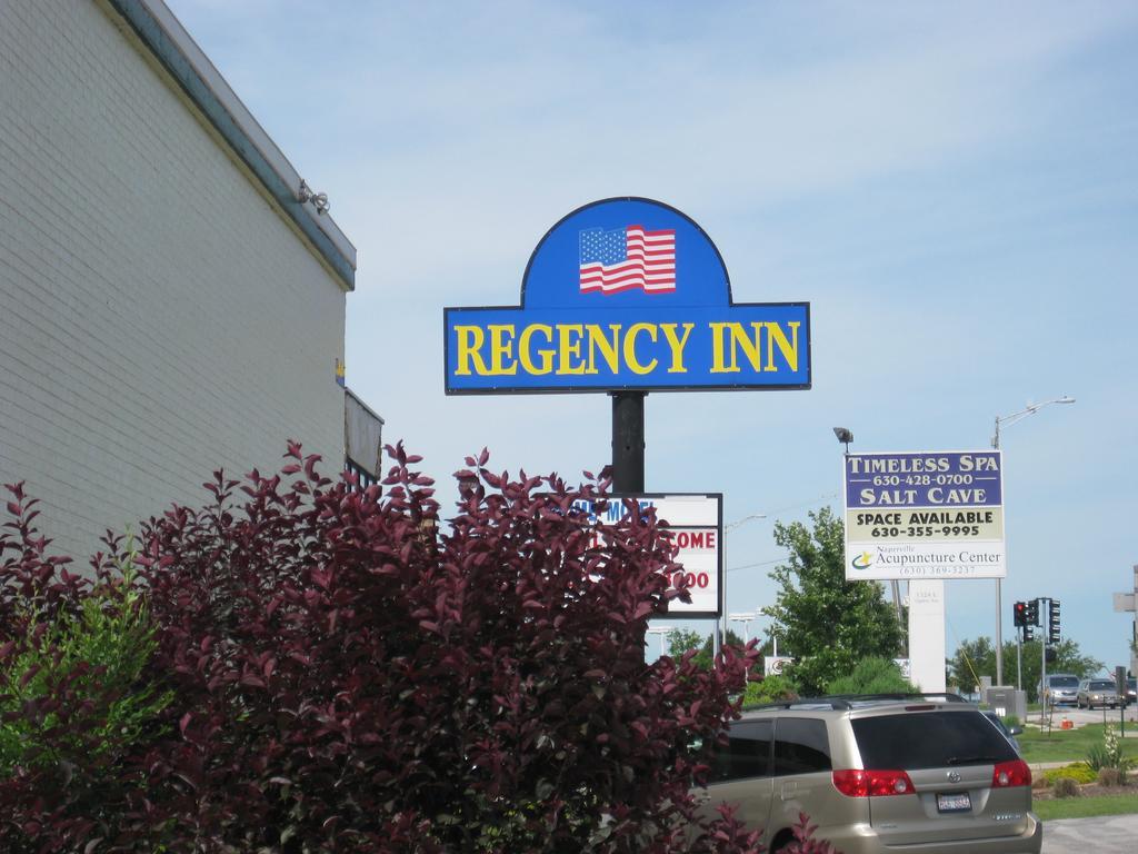 Regency Inn Of Naperville Εξωτερικό φωτογραφία