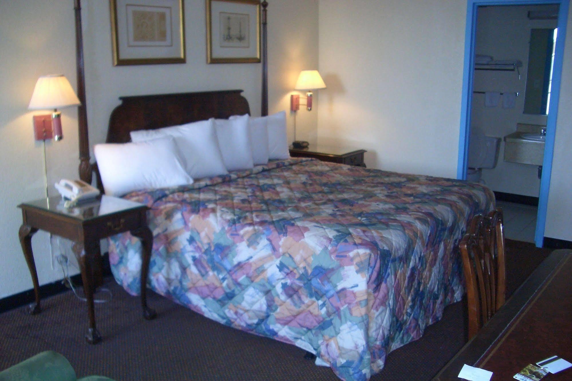 Regency Inn Of Naperville Εξωτερικό φωτογραφία